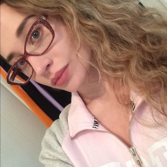 Meet your Posher, KB - Picture 2 of 4